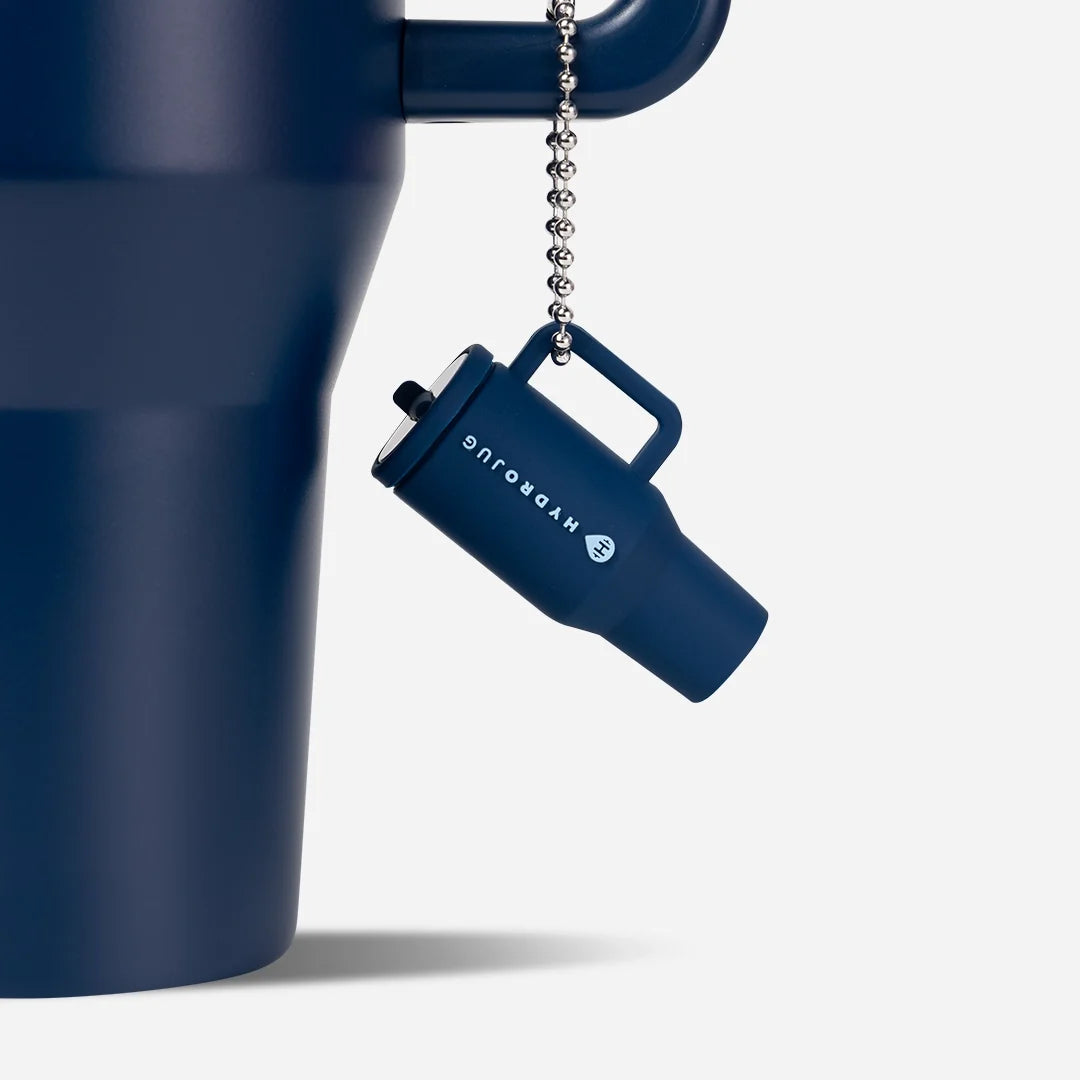 traveler-keychain-m0 Web-TravelerKeychainPhotos-Navy2.webp